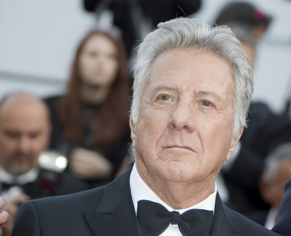 The Legendary Career of Dustin Hoffman: Two Oscars and 6 Golden Globes